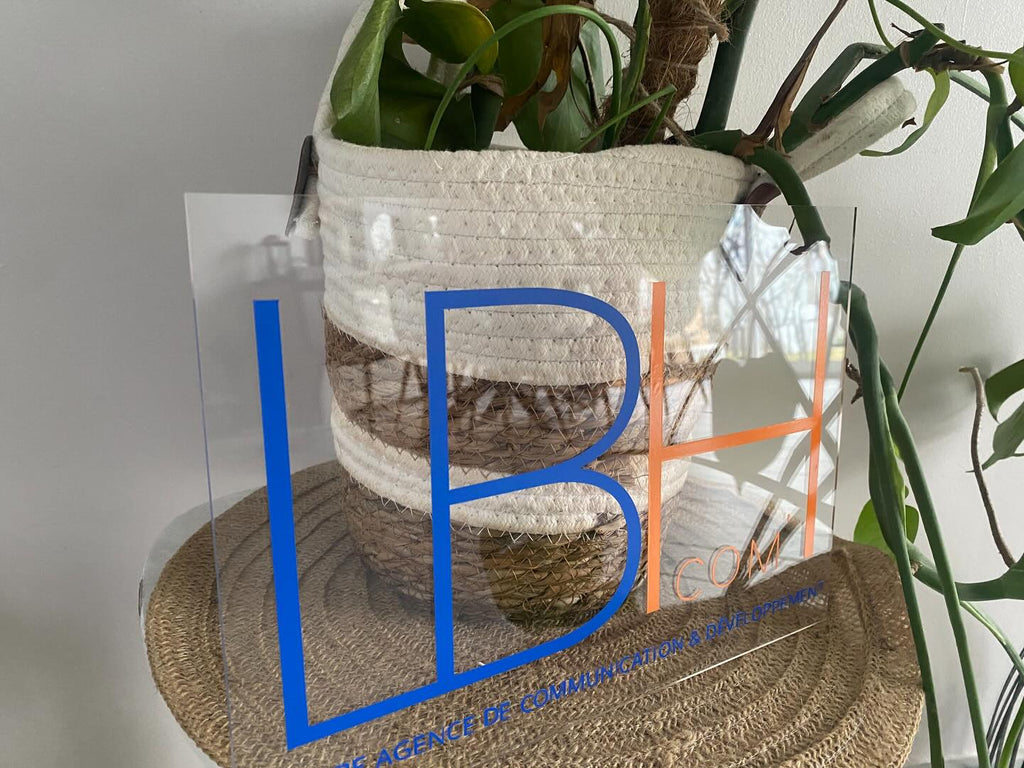 Plaque professionnelle en acrylique transparent