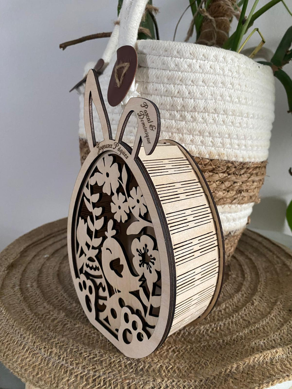 Boîte œuf de Pâques lapin en bois personnalisée