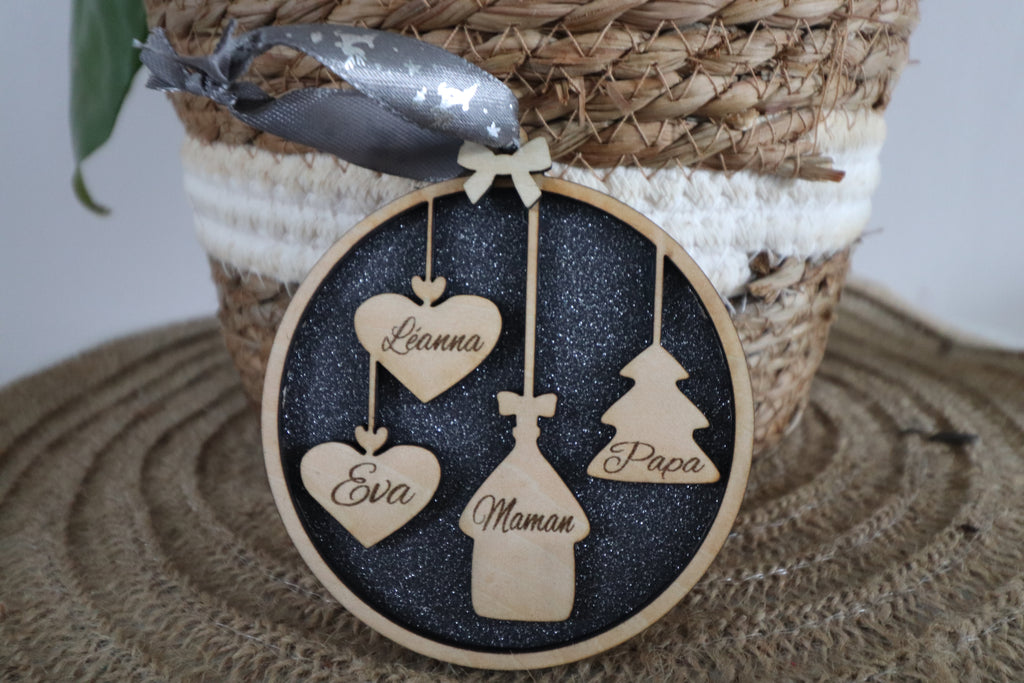 Boules de Noël famille personnalisées en bois – décoration de Noël
