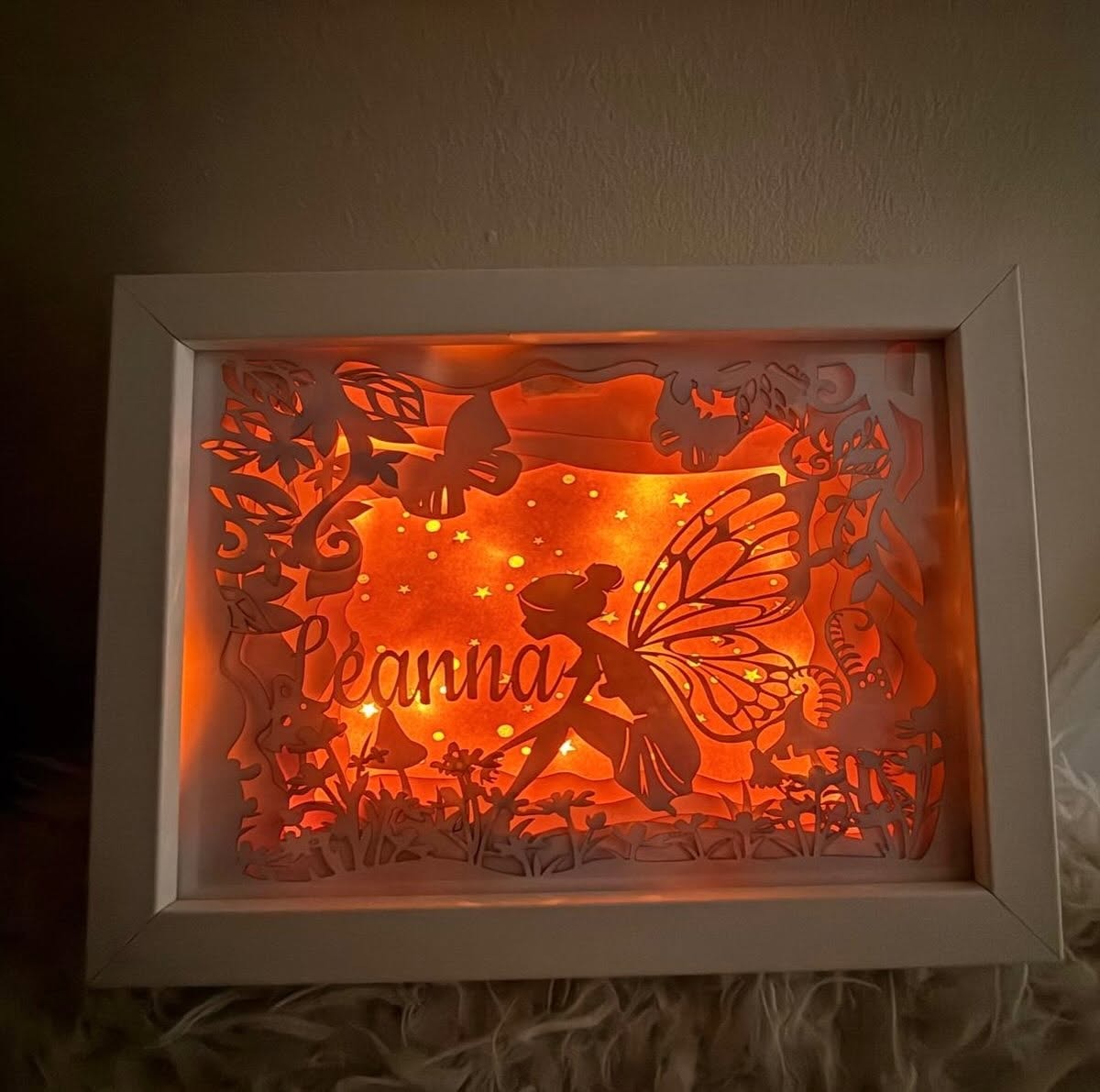 Cadre lumineux en papier multicouche personnalisé