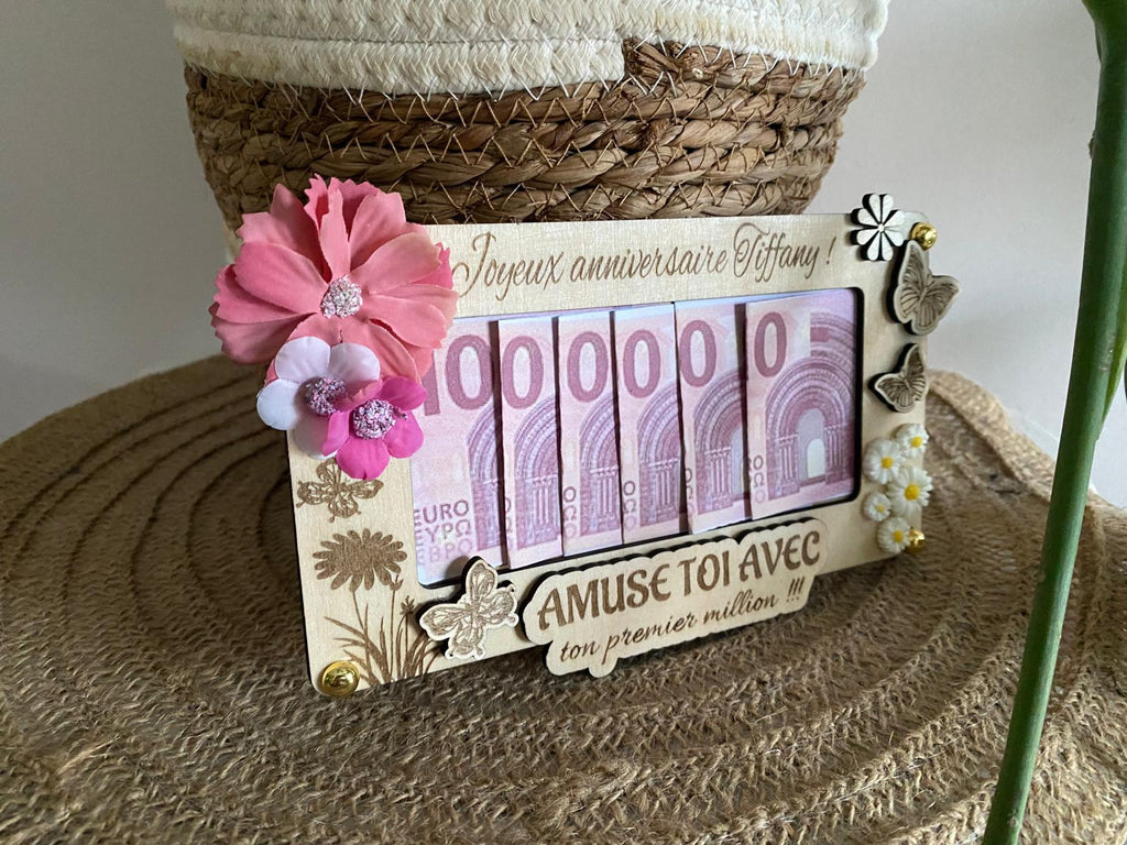 Carte en bois “Premier million” personnalisée