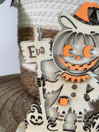 Figurine d’Halloween en bois personnalisée – Épouvantail citrouille