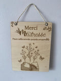 Plaque Suspendue "Merci Maîtresse" en Bois Gravé Personnalisée