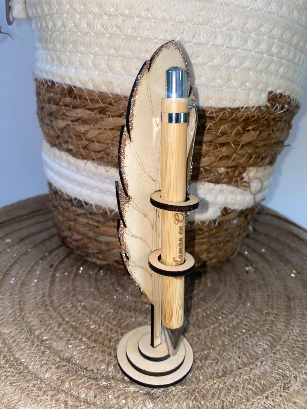 Stylo personnalisé en bois " Maman en Or" avec support plume