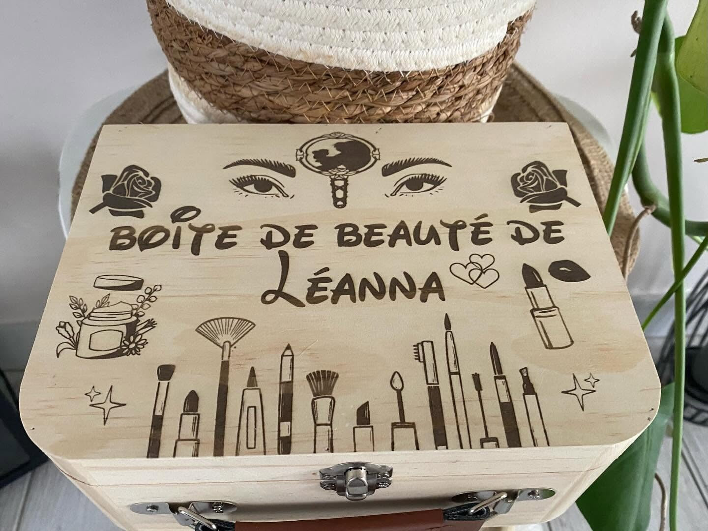 Valisette en Bois Gravée Personnalisée